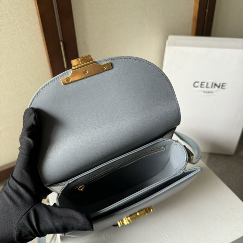 Ce1i*e triomphe bags